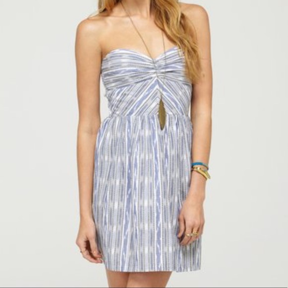 Roxy Strapless 'Fall Doll' Dress in Striped Tribal Print-Size Medium - Picture 13 of 13